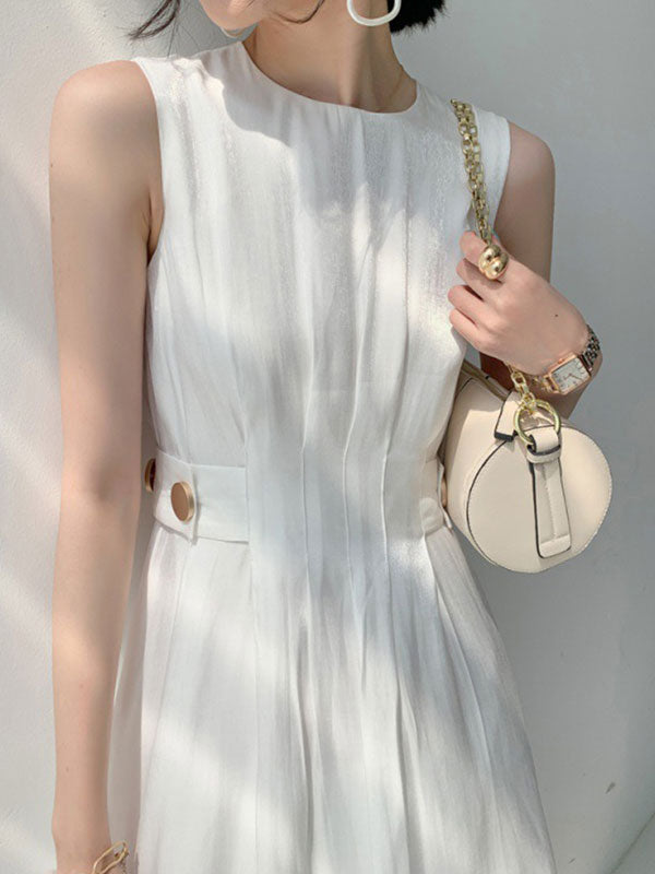 Vestido midi de satén con botones adornados