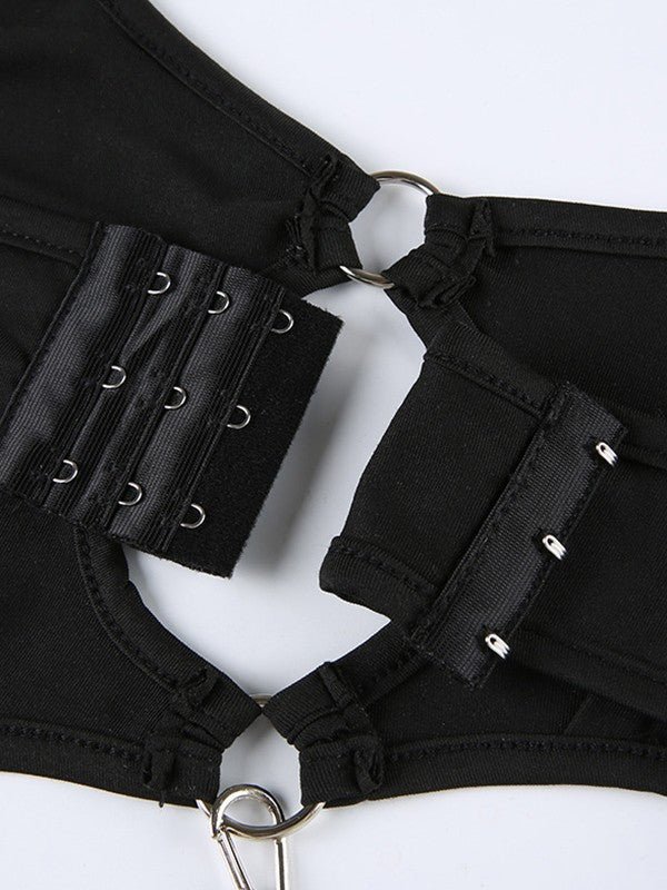 Schwarzer Camisole-Bodysuit mit O-Ring-Ausschnitt