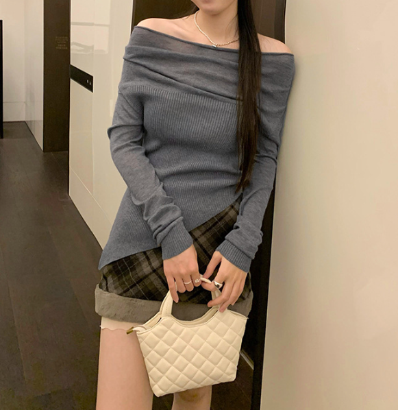 Flute Off-Shoulder Stricktop - Latte