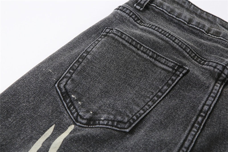 Verwaschene weiße Slim-Jeans