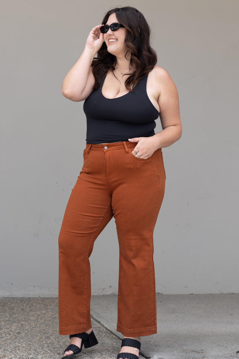 Judy Blue – Feeling Special – Jeans mit Taschen in voller Größe