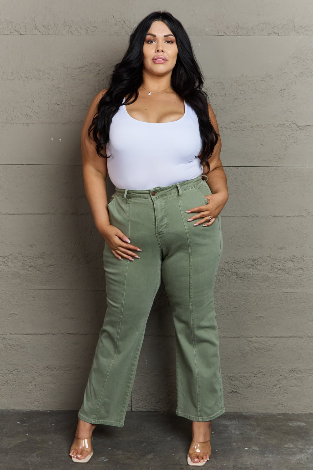 Judy Blue – Alice – Jeans in voller Größe mit hoher Taille und gerader Passform in Vordernaht
