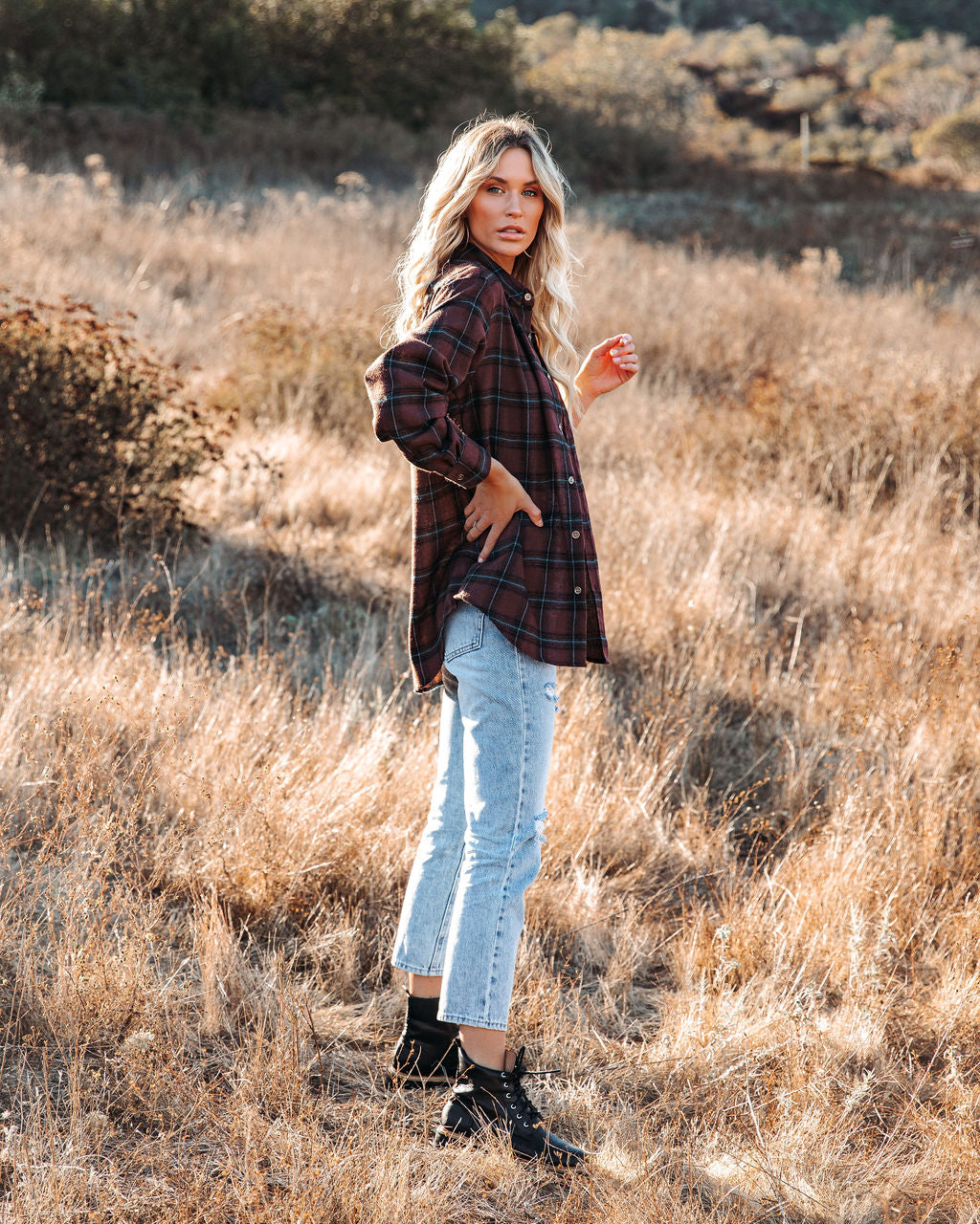 Anchorage Plaid Button Down Top – Schokolade – ENDGÜLTIGER VERKAUF