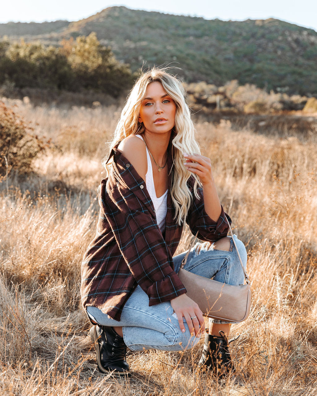 Anchorage Plaid Button Down Top – Schokolade – ENDGÜLTIGER VERKAUF