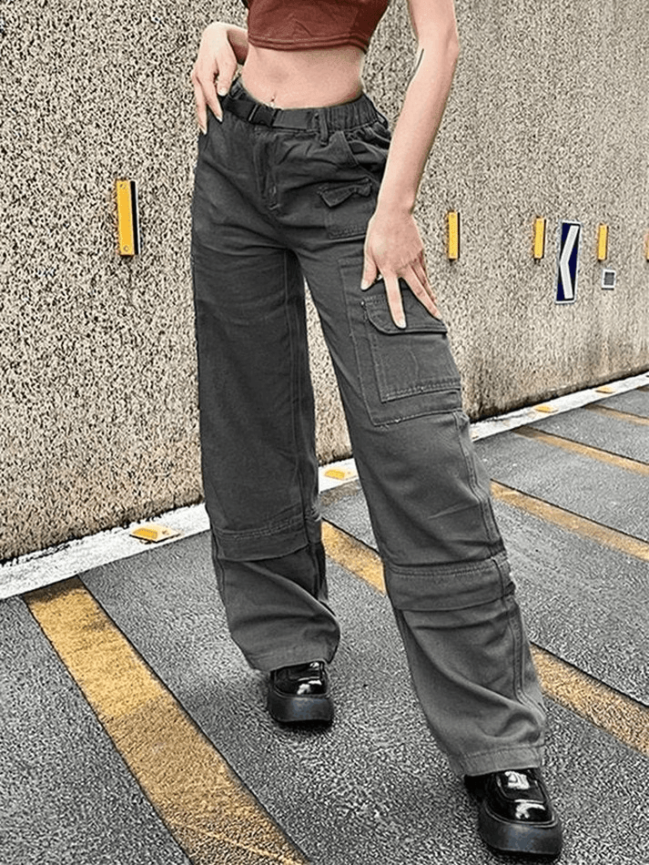 Verwaschene Cargojeans mit Schnallendesign