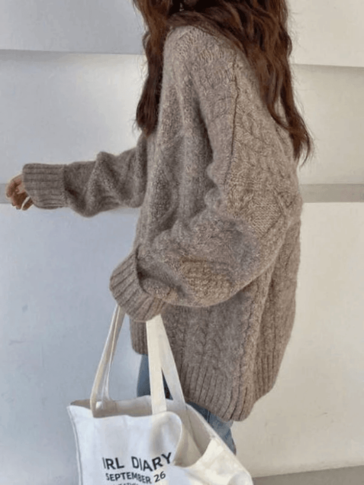 Pullover mit Zopfmuster