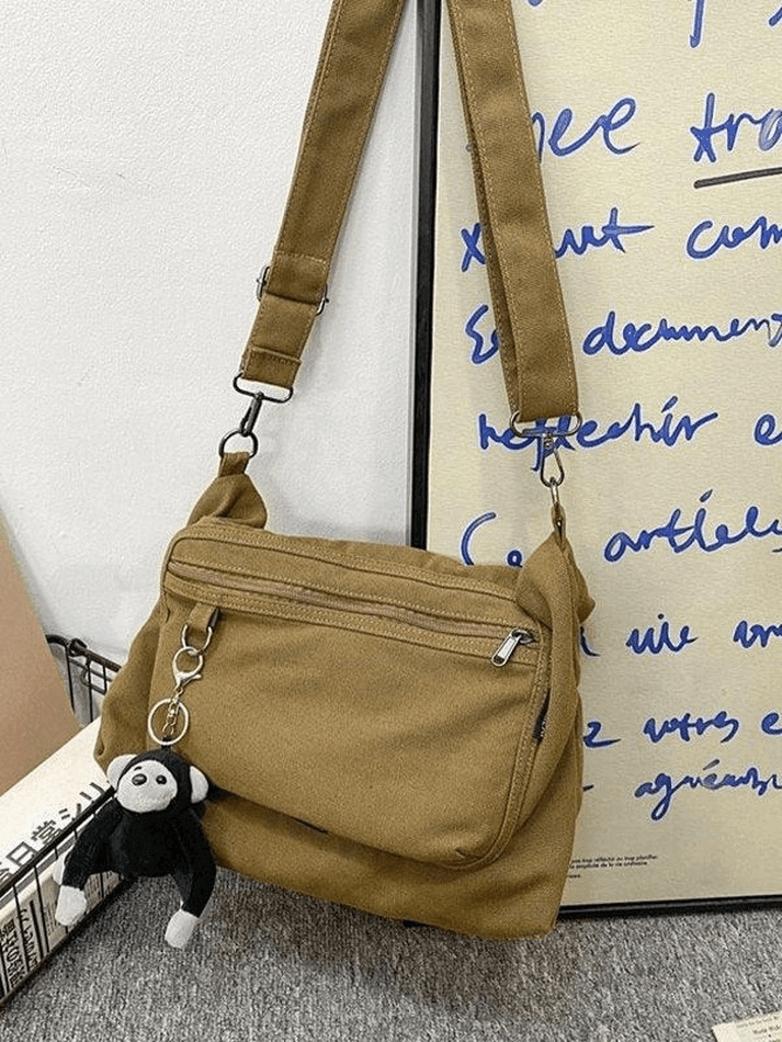 Bolso de hombro vintage con colgante de dibujos animados