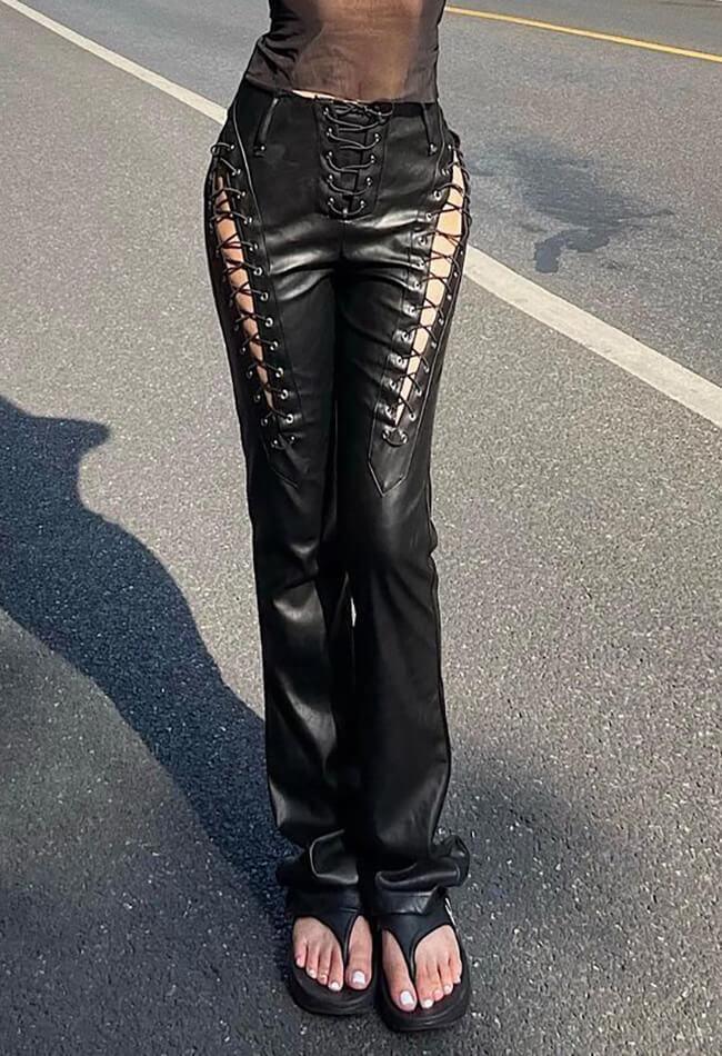 PU-Hose mit Cut-outs und Schnürung