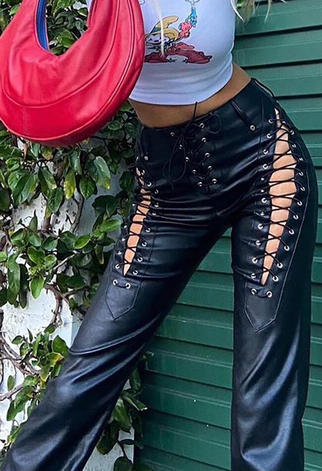 PU-Hose mit Cut-outs und Schnürung