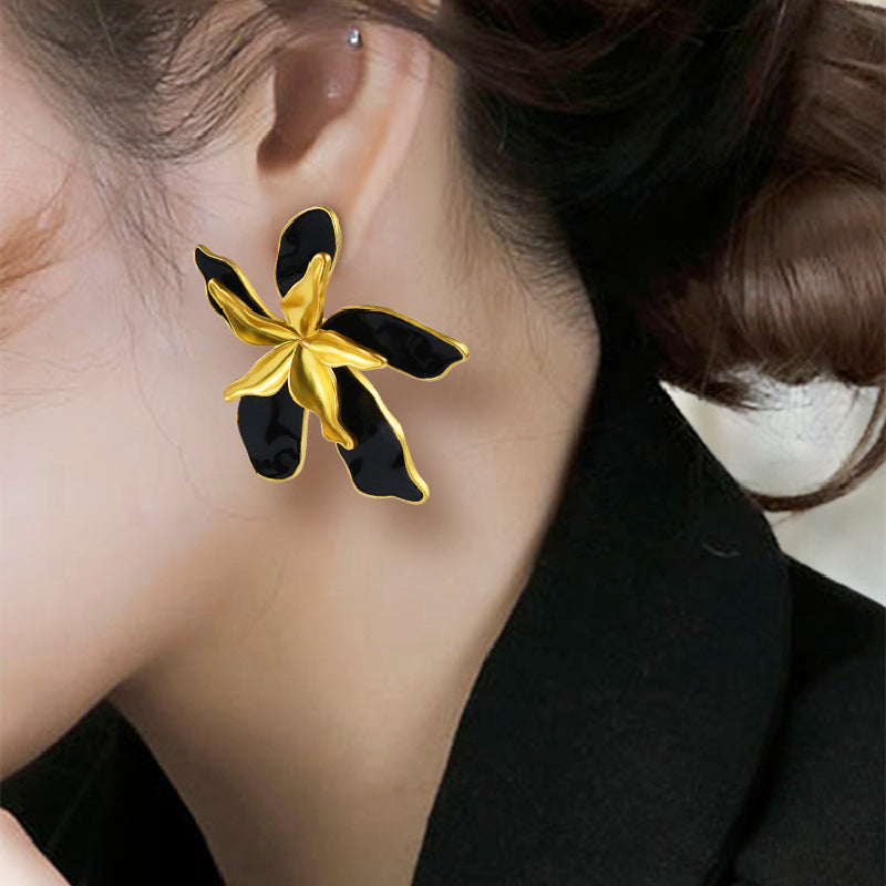 Pendientes de bloque de color con doble flor 