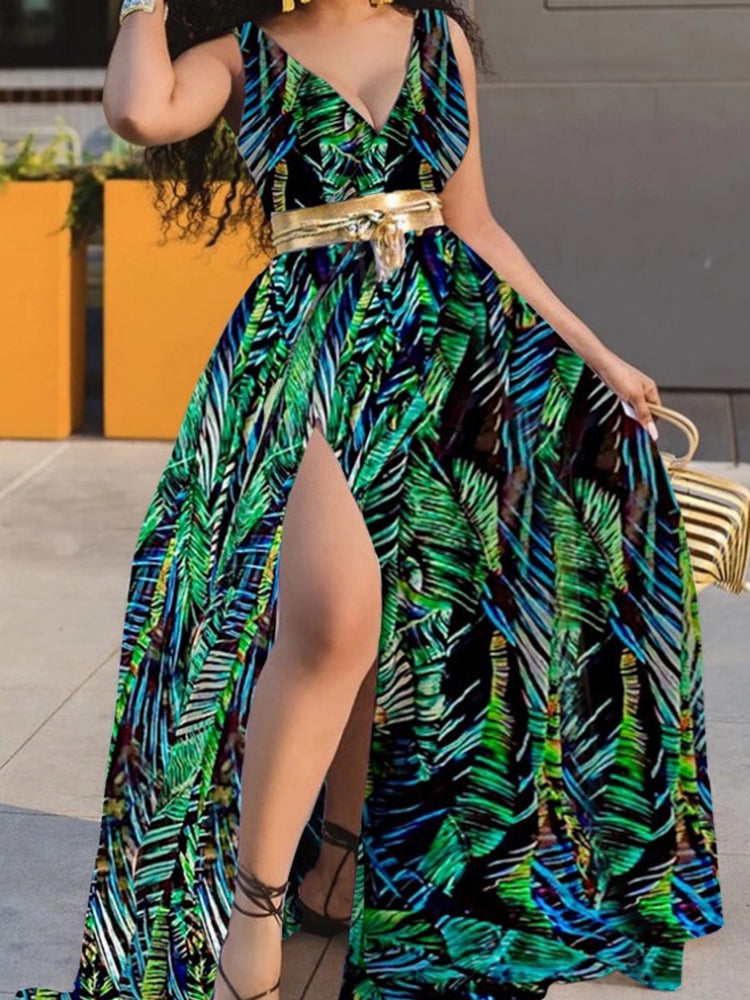 Maxikleid mit gepunktetem Schlitz und Druck
