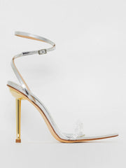 Transparente Stiletto-Absätze mit Schmucksteinen