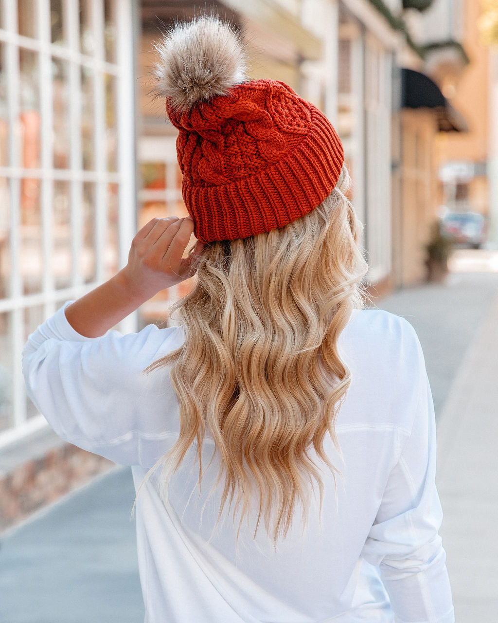 Gorro con pompón Brisk - Naranja quemado - VENTA FINAL
