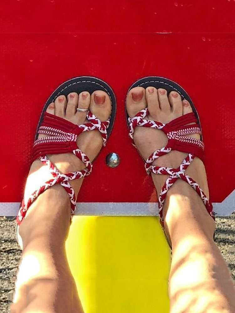 Flache Sandalen aus Bohemien-Seil