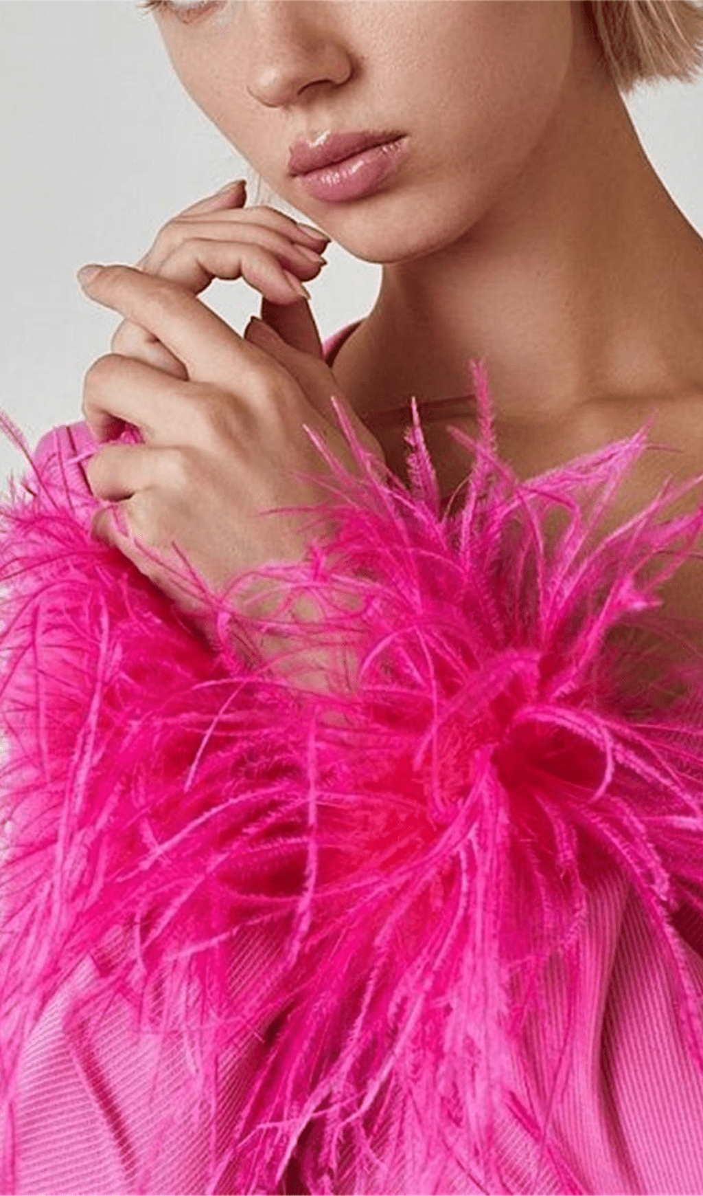 Stretch-Minikleid mit langen Ärmeln in HYPER Pink