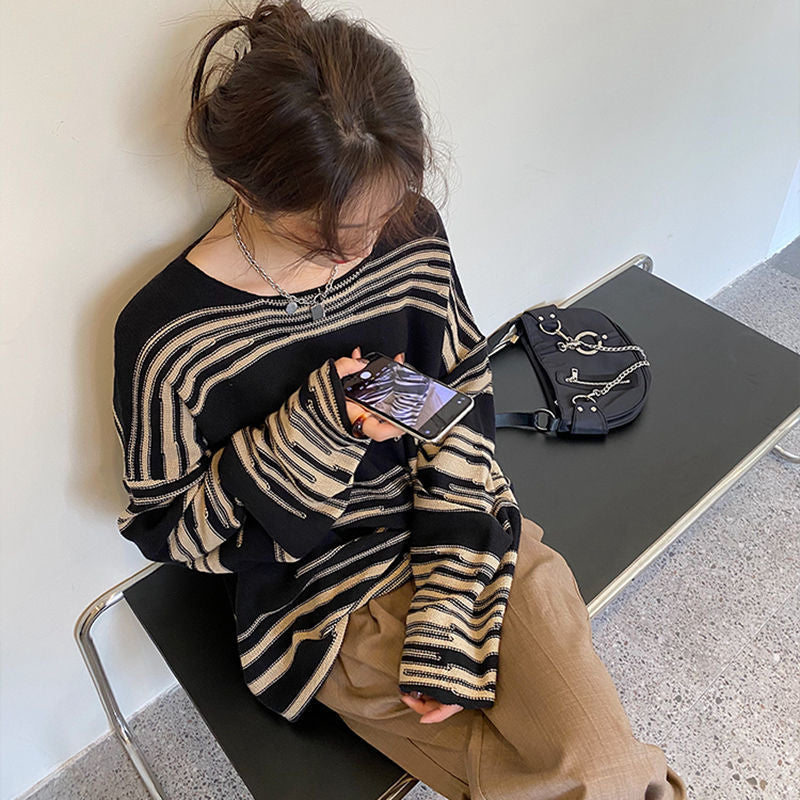 Oversize-Strickpullover mit Streifen