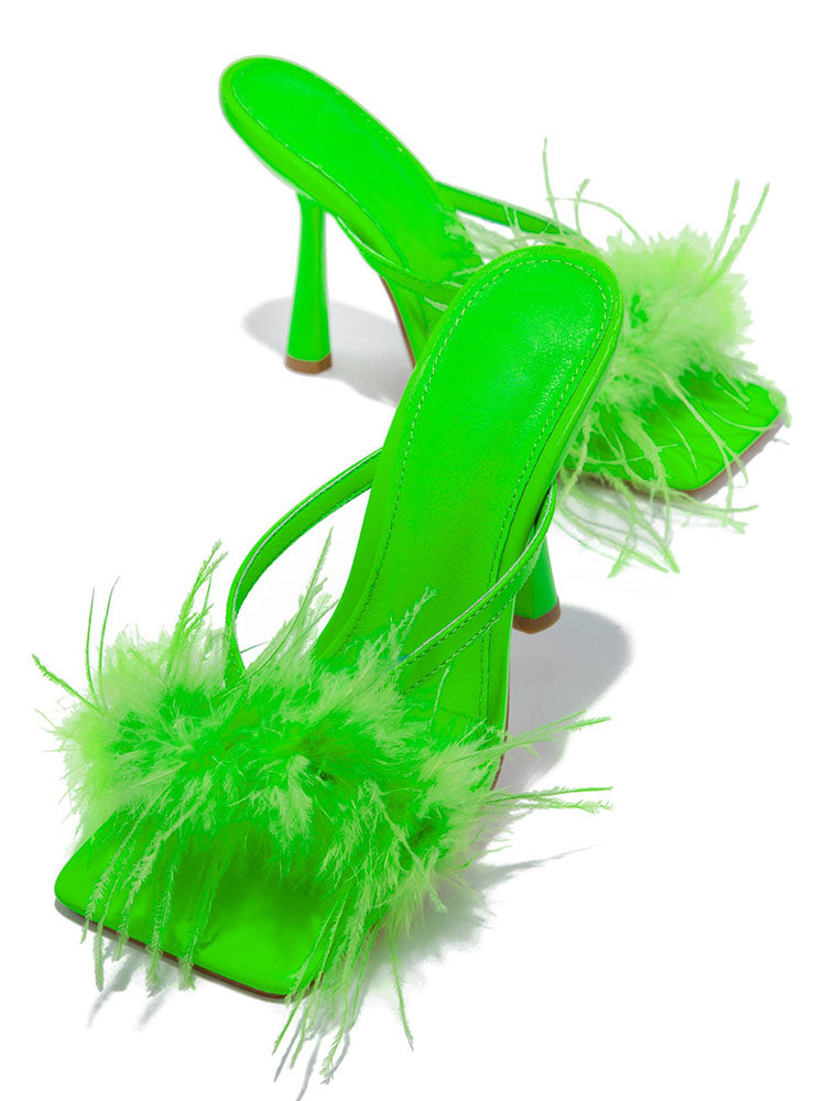 High Heel Pantoletten aus Federfell