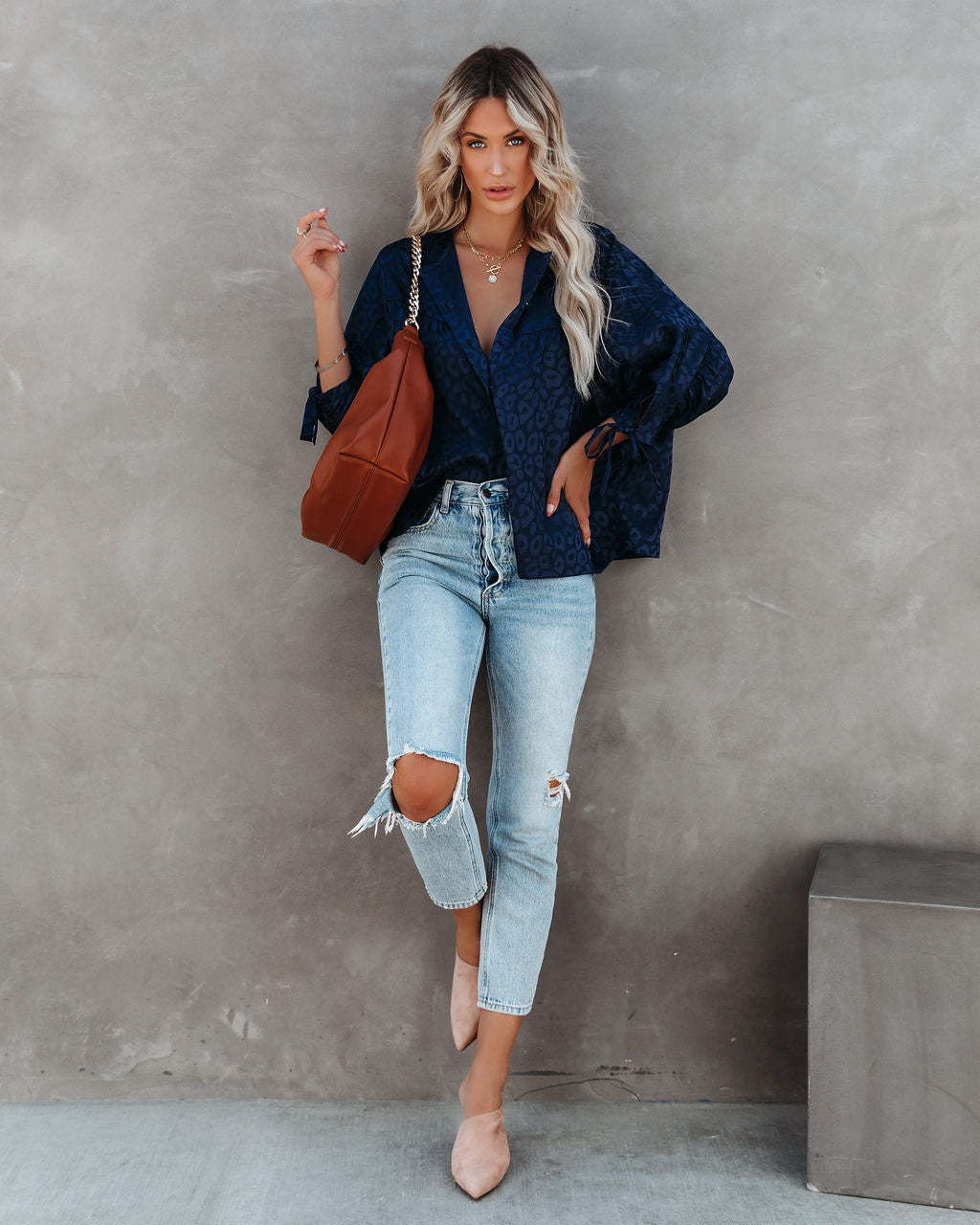 Hint Satin Dolman-Bluse mit Leopardenprägung – Marineblau – ENDGÜLTIGER VERKAUF