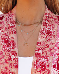 Collar de espiga en capas de cuerno