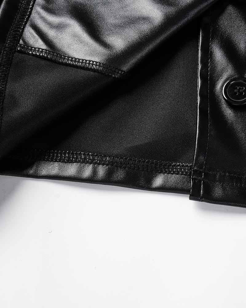 Kurze Jacke „Baddie Statement“ aus Kunstleder