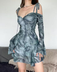 Aora Rüschenkleid mit Herzausschnitt
