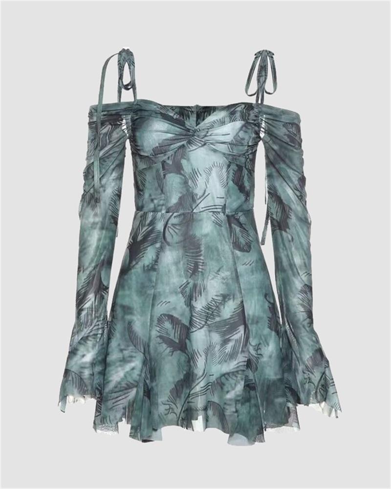 Aora Rüschenkleid mit Herzausschnitt