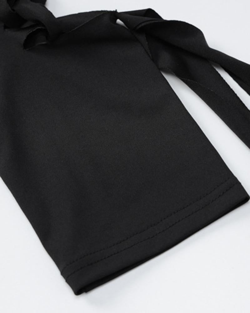 Figurbetontes Kleid mit Cut-Outs für Musikfestivals