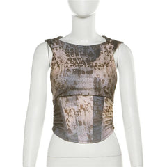 Ärmelloses, kontrastfarbenes Crop-Top mit Kapuze und Reißverschluss