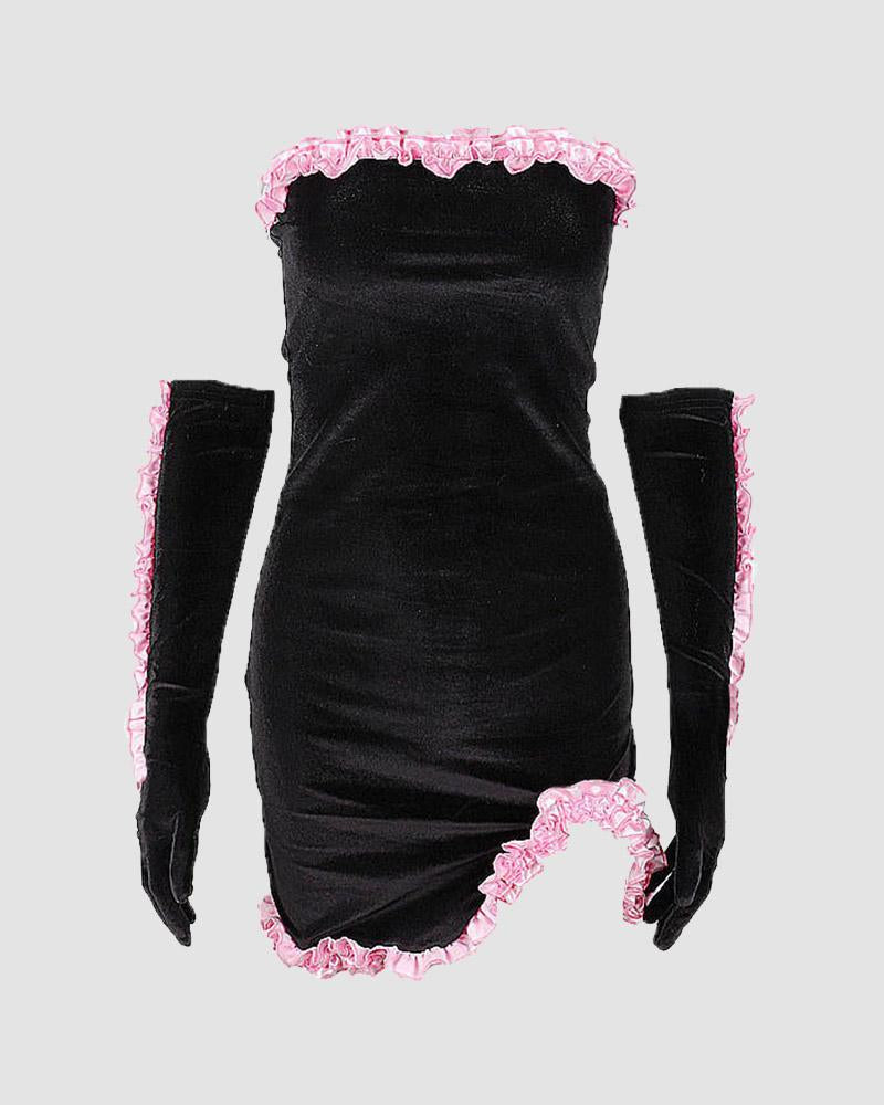 Valkyria, figurbetontes Spitzenkleid mit Handschuhen