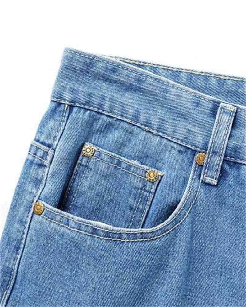 Sirius – Ausgestellte Jeans aus zerrissenem Denim