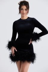 Minivestido de terciopelo negro