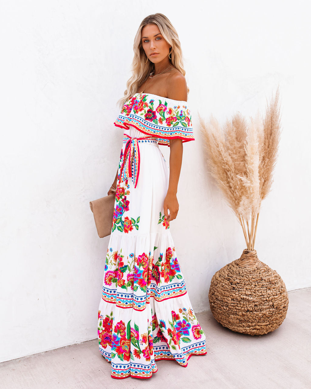 Mamanuca – Schulterfreies Maxikleid mit Blumenmuster