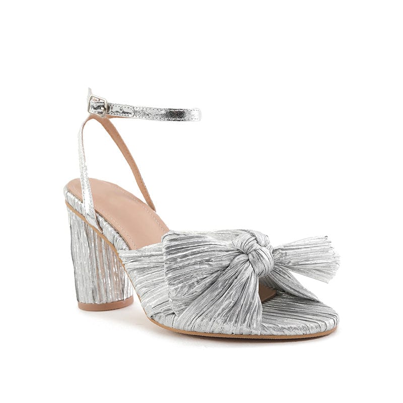 Sandalias de tacón con decoración de lazo 