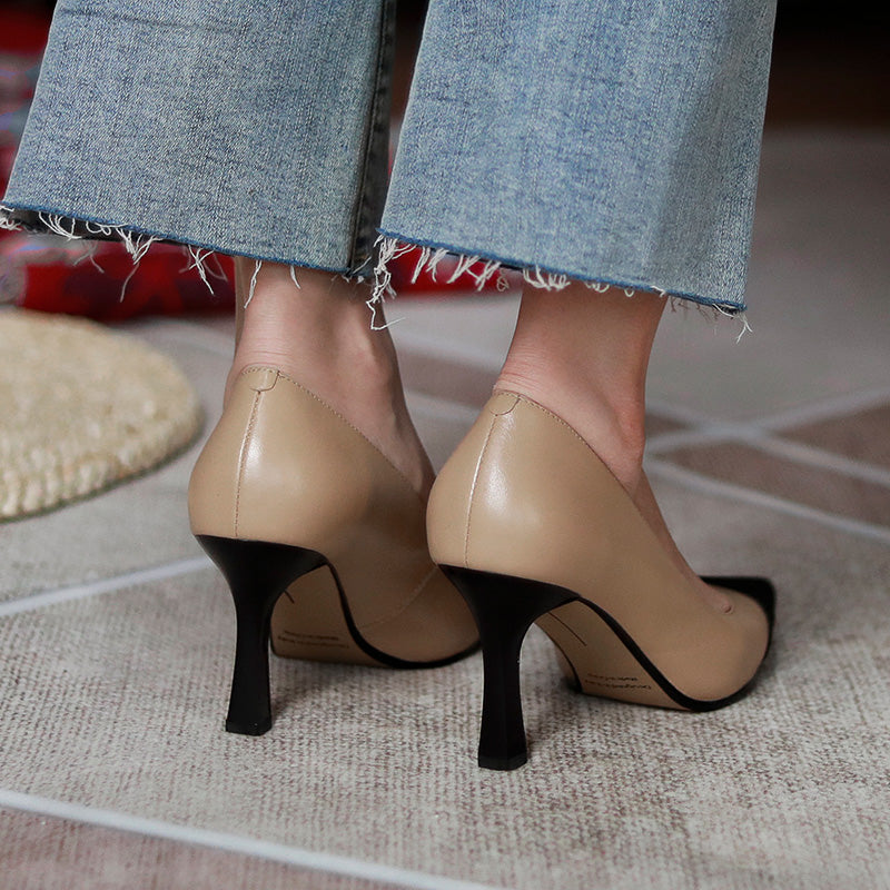 Abby Pumps mit mittelhohem Absatz und Kappe