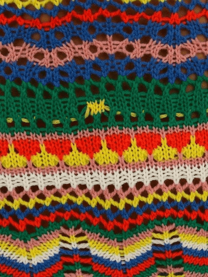 Gestreifter Häkelstrickpullover