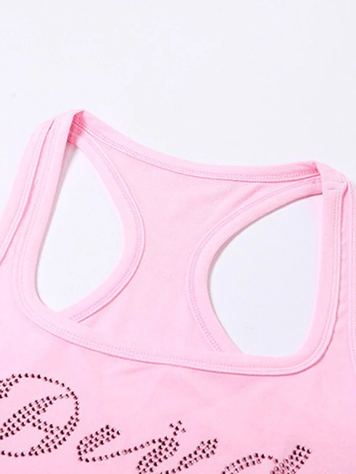 Kurzes Tanktop mit Strass-Buchstaben