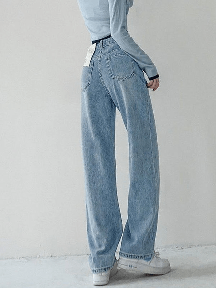 Verwaschene Boyfriendjeans mit Nahtdetail