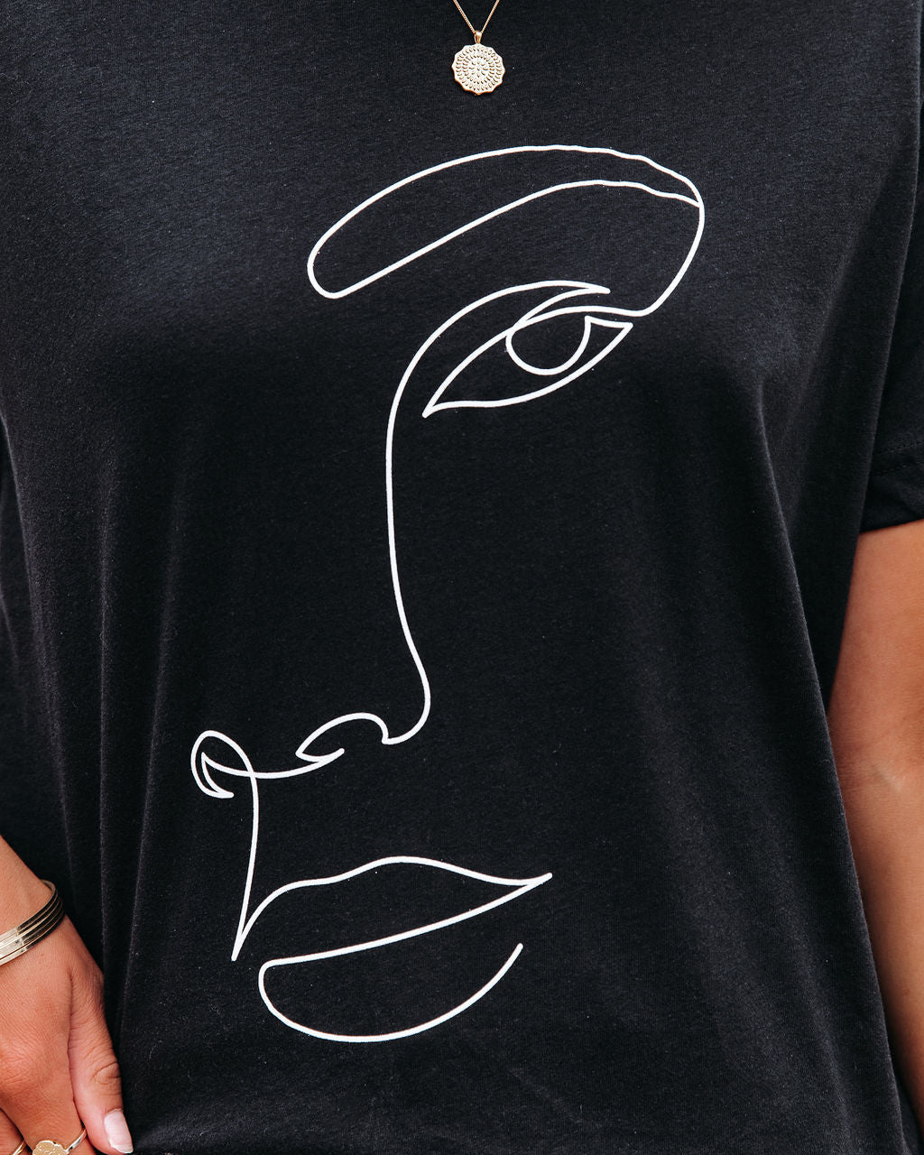 T-Shirt mit abstraktem Muster aus Baumwolle