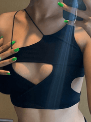 Kurzes Camisole-Top mit Cut-Outs und Ärmeldetail