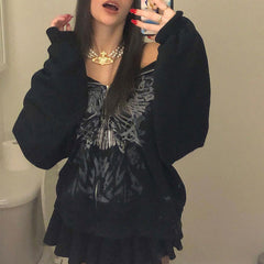 Sudadera con capucha estampada y cremallera frontal