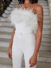 Jumpsuit mit Tube-Top und Federn