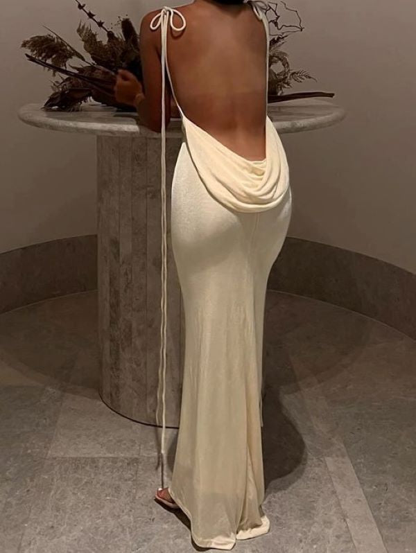 Schmales Kleid mit Schnürung