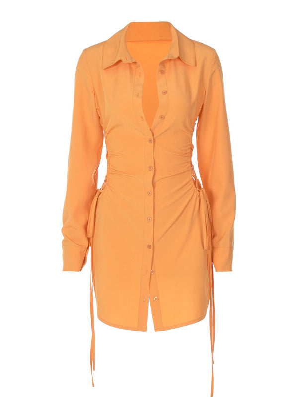 Langärmliges Slim Fit Kleid mit seitlichem Cut-Out und Bindeband