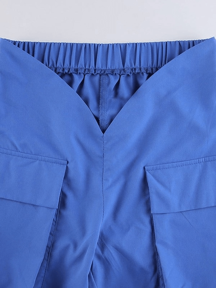 Cargohose mit V-Ausschnitt und Taschen
