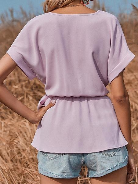 Lockere Bluse mit V-Ausschnitt und kurzen Ärmeln