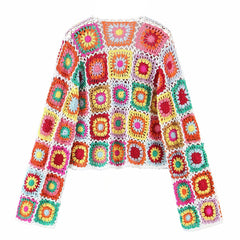Gehäkelte Strickjacke mit Blumenmuster und Knopfleiste - Mehrfarbig