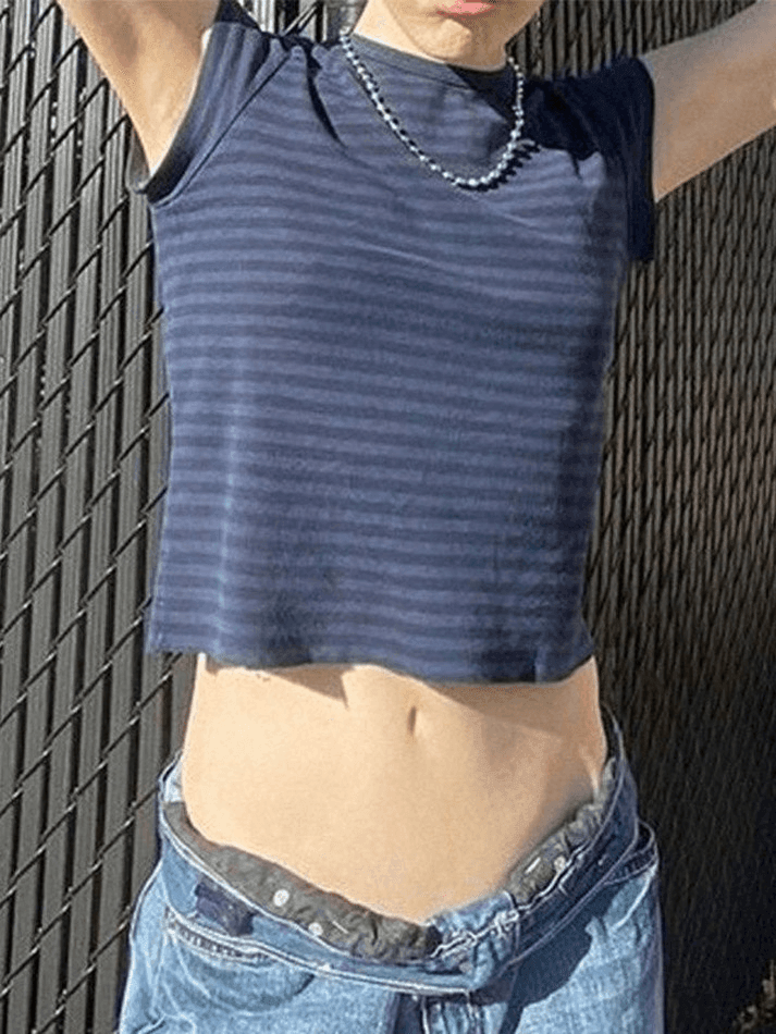 Vintage gestreiftes Baby-Crop-Top