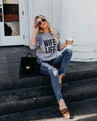 Sweatshirt „Das Leben meiner Frau“