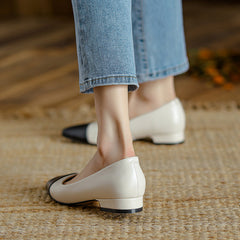 Zapatos planos de piel auténtica con puntera divina y tacones bajos