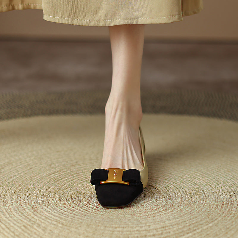 Claira Slingback Low Heels mit Metalldekor